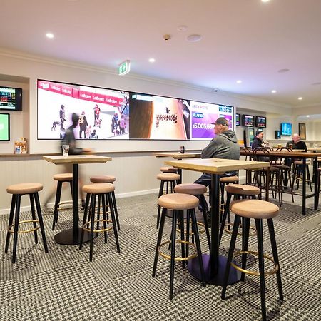 Northside Hotel Albury Lavington Экстерьер фото