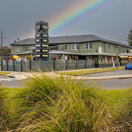 Northside Hotel Albury Lavington Экстерьер фото